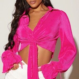 Cropped long sleeve top